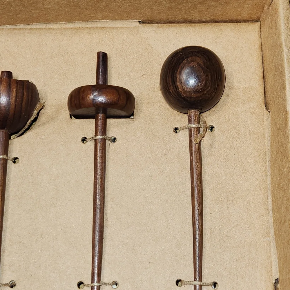 Rare Crate & Barrel Roy Cocktail Picks – Set of 4 – New in Box